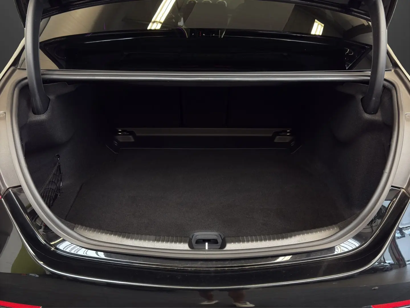 C 220 d AMG 4M Pano*HUD*NIGHT*AHK*Keyless*19