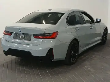 320 d xDrive Limousine*M Sport*Schiebed.*Keyless