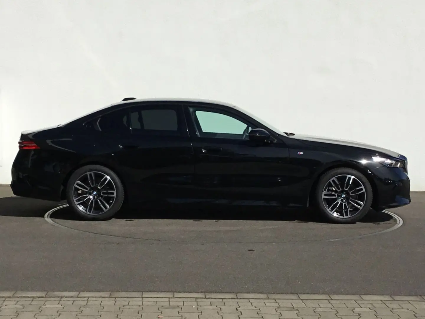 520d xDrive M SPORT+PANO+AHK+KAMERA+ACC