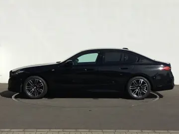 520d xDrive M SPORT+PANO+AHK+KAMERA+ACC