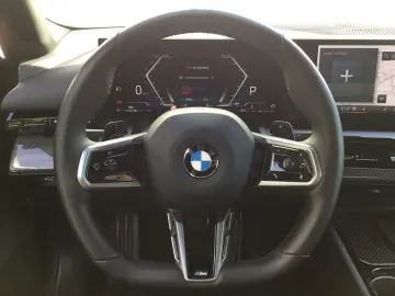 520d xDrive M SPORT+PANO+AHK+KAMERA+ACC