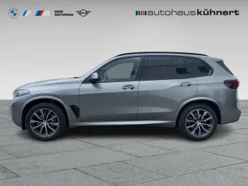 X5 xDrive30d SpurAss ACC PanoSD LED ///M-Sport