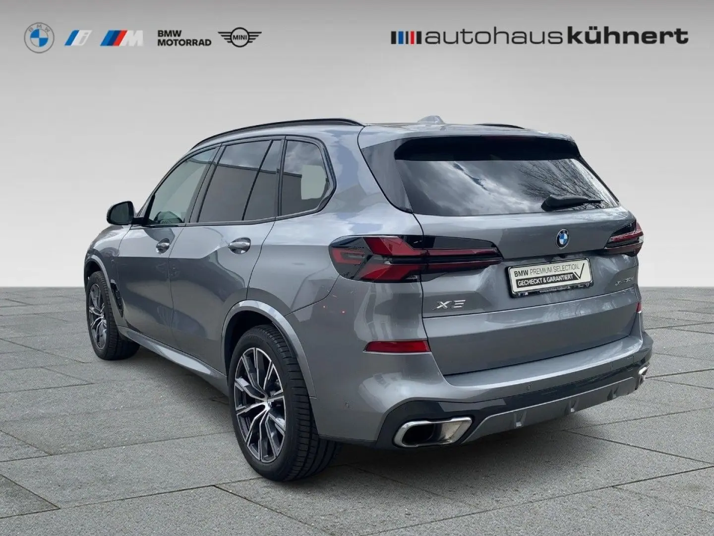 X5 xDrive30d SpurAss ACC PanoSD LED ///M-Sport