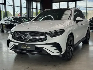 GLC 300 4M AMG-LINE Keyless 360Gr. Pano. AHK Hea