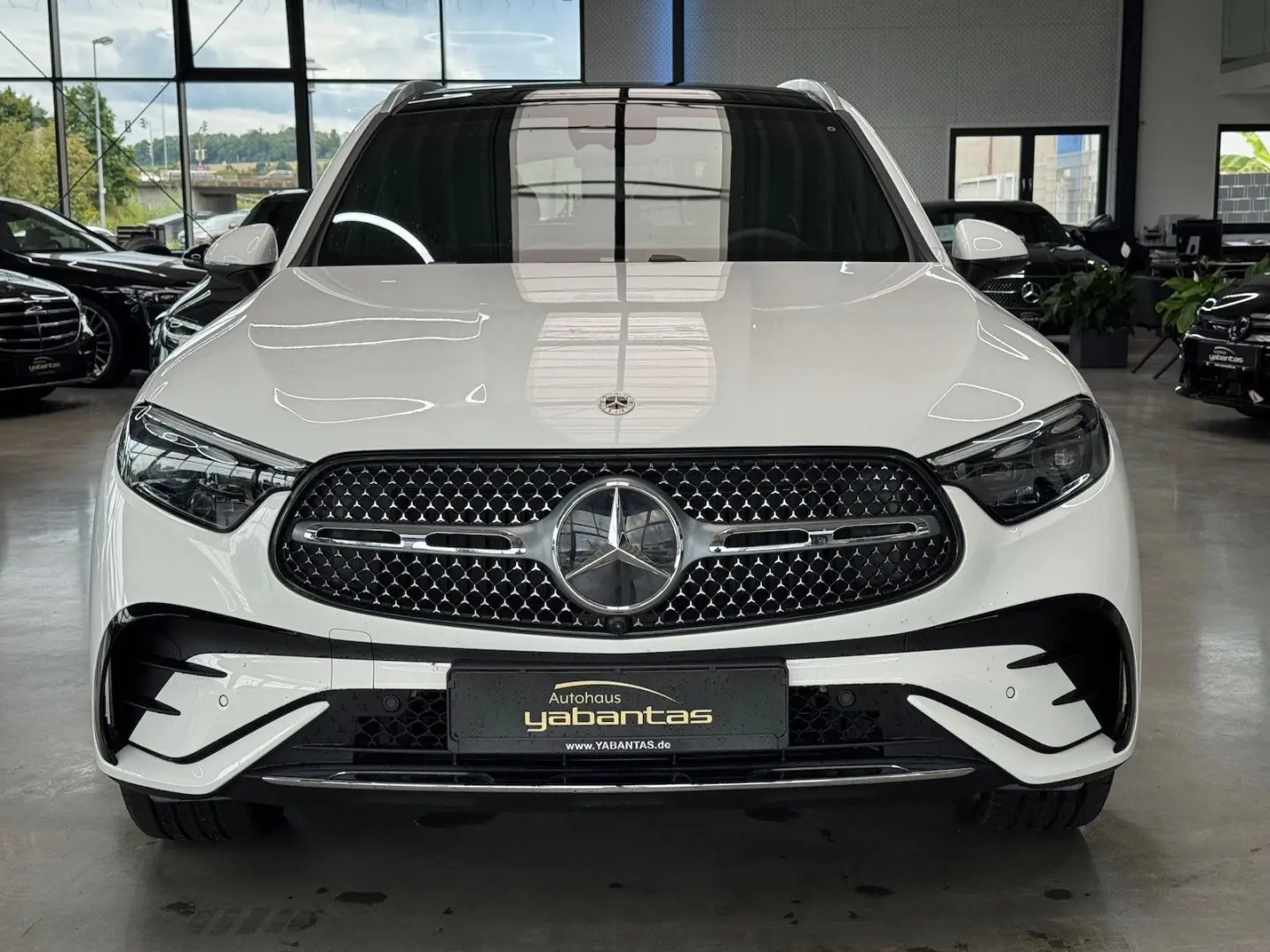 GLC 300 4M AMG-LINE Keyless 360Gr. Pano. AHK Hea