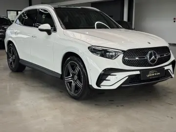 GLC 300 4M AMG-LINE Keyless 360Gr. Pano. AHK Hea