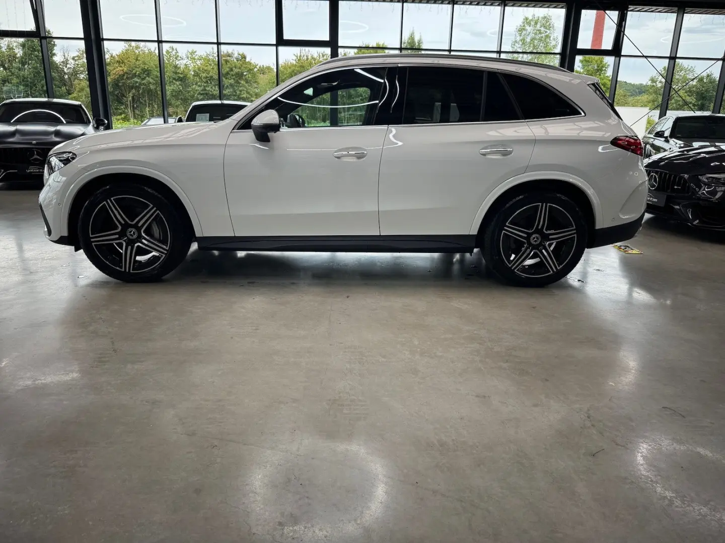 GLC 300 4M AMG-LINE Keyless 360Gr. Pano. AHK Hea