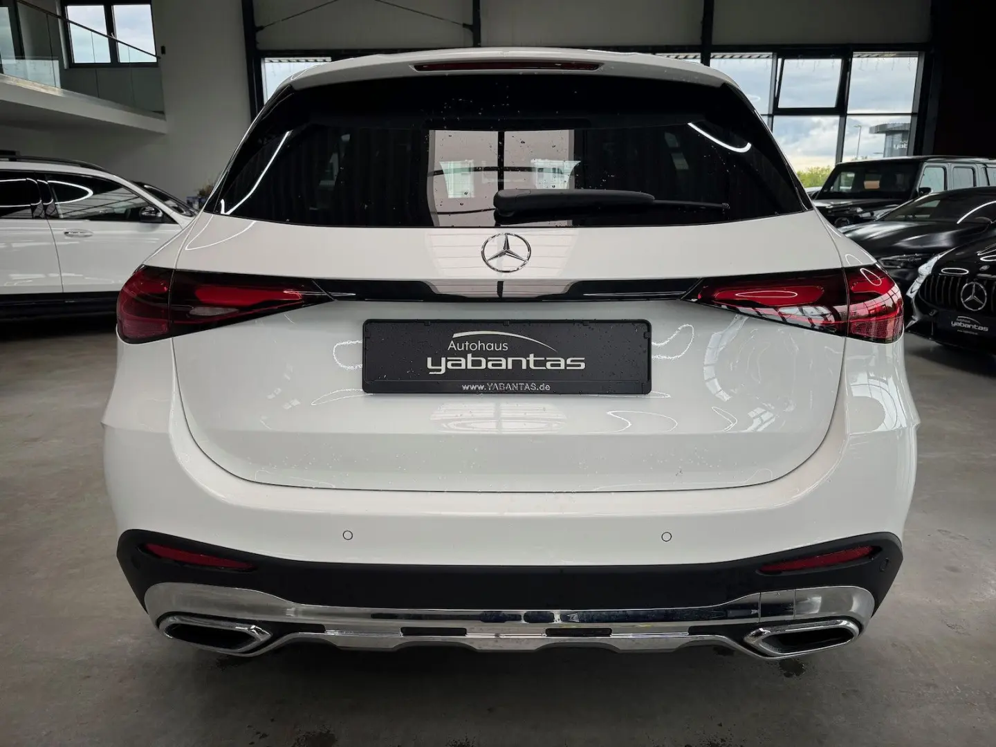 GLC 300 4M AMG-LINE Keyless 360Gr. Pano. AHK Hea