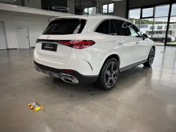 GLC 300 4M AMG-LINE Keyless 360Gr. Pano. AHK Hea