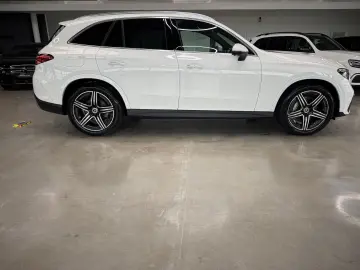 GLC 300 4M AMG-LINE Keyless 360Gr. Pano. AHK Hea