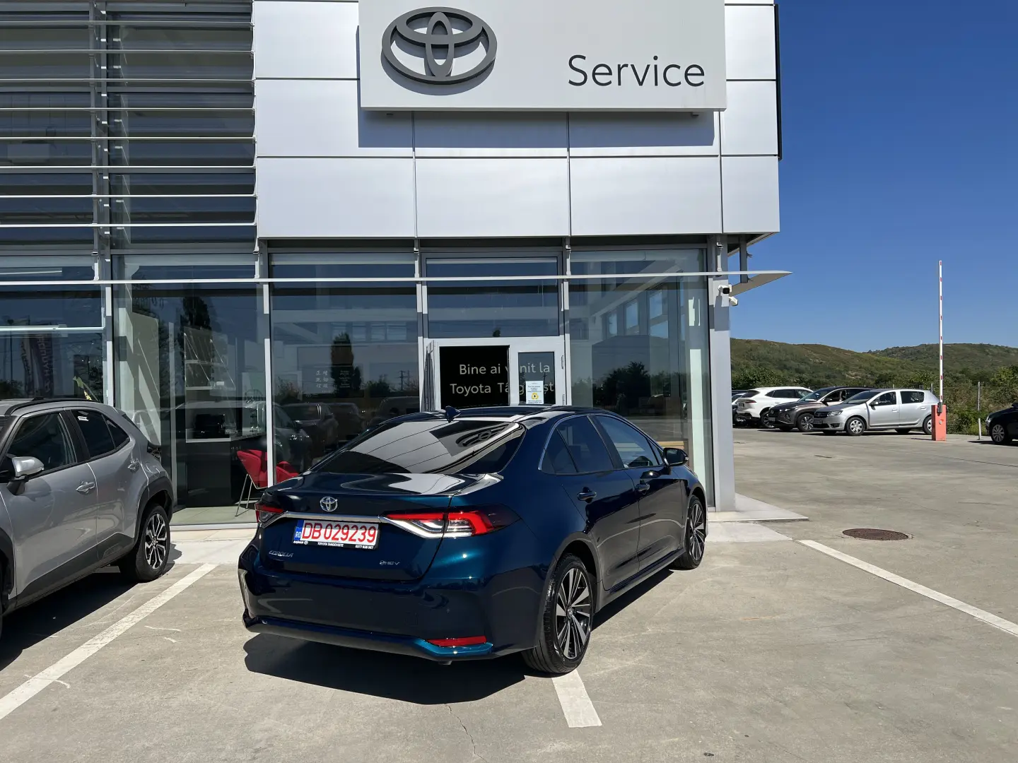 Toyota Corolla Sedan Hybrid 1.8 Business