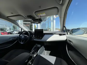 Toyota Corolla Sedan Hybrid 1.8 Business