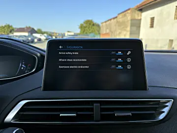 Peugeot 3008 1.2 EAT6 GT Line