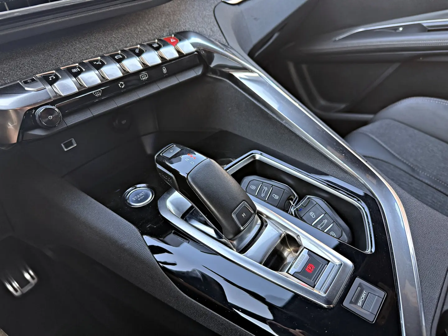 Peugeot 3008 1.2 EAT6 GT Line