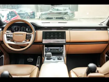 Range Rover HSE P510e PHEV AWD SWB°AHK°HUD°PANO
