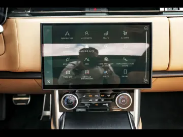 Range Rover HSE P510e PHEV AWD SWB°AHK°HUD°PANO