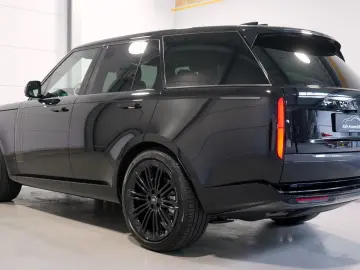 Range Rover D350 / PANORMA / SHADOW / 23-Zoll /