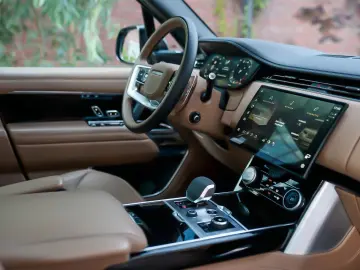 Range Rover Autobiography