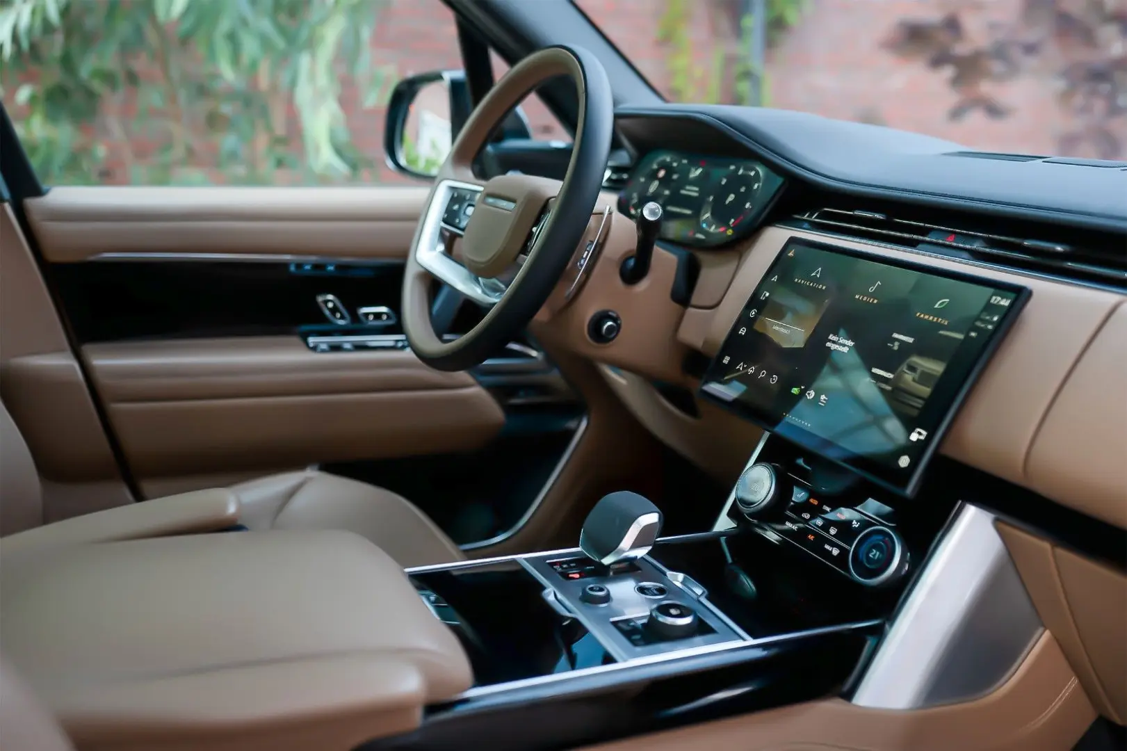 Range Rover Autobiography