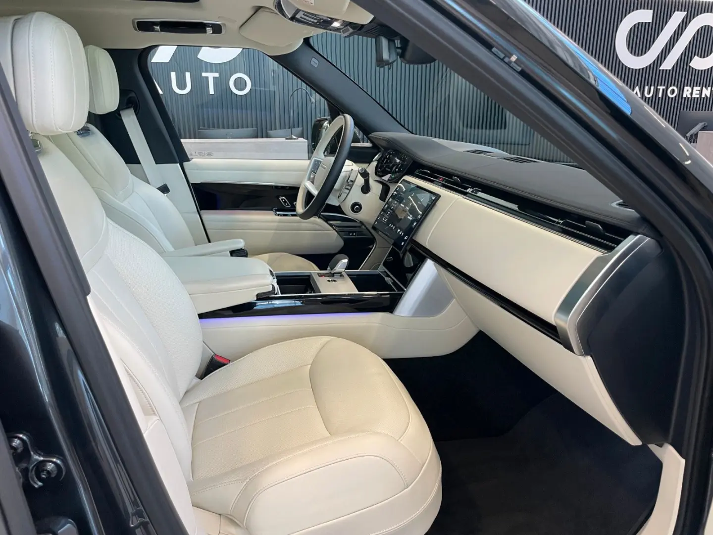 Range Rover HSE Hybrid