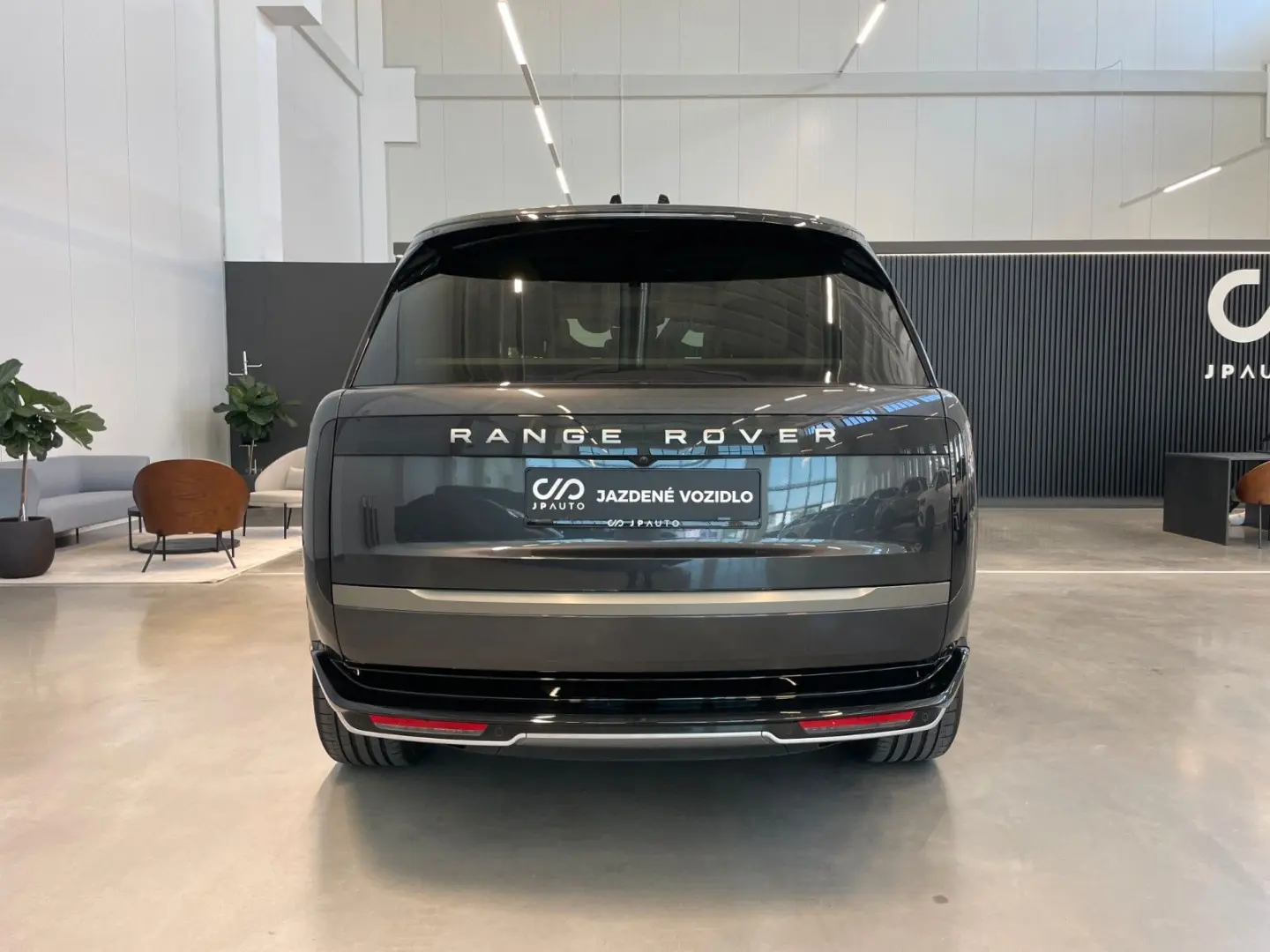 Range Rover HSE Hybrid