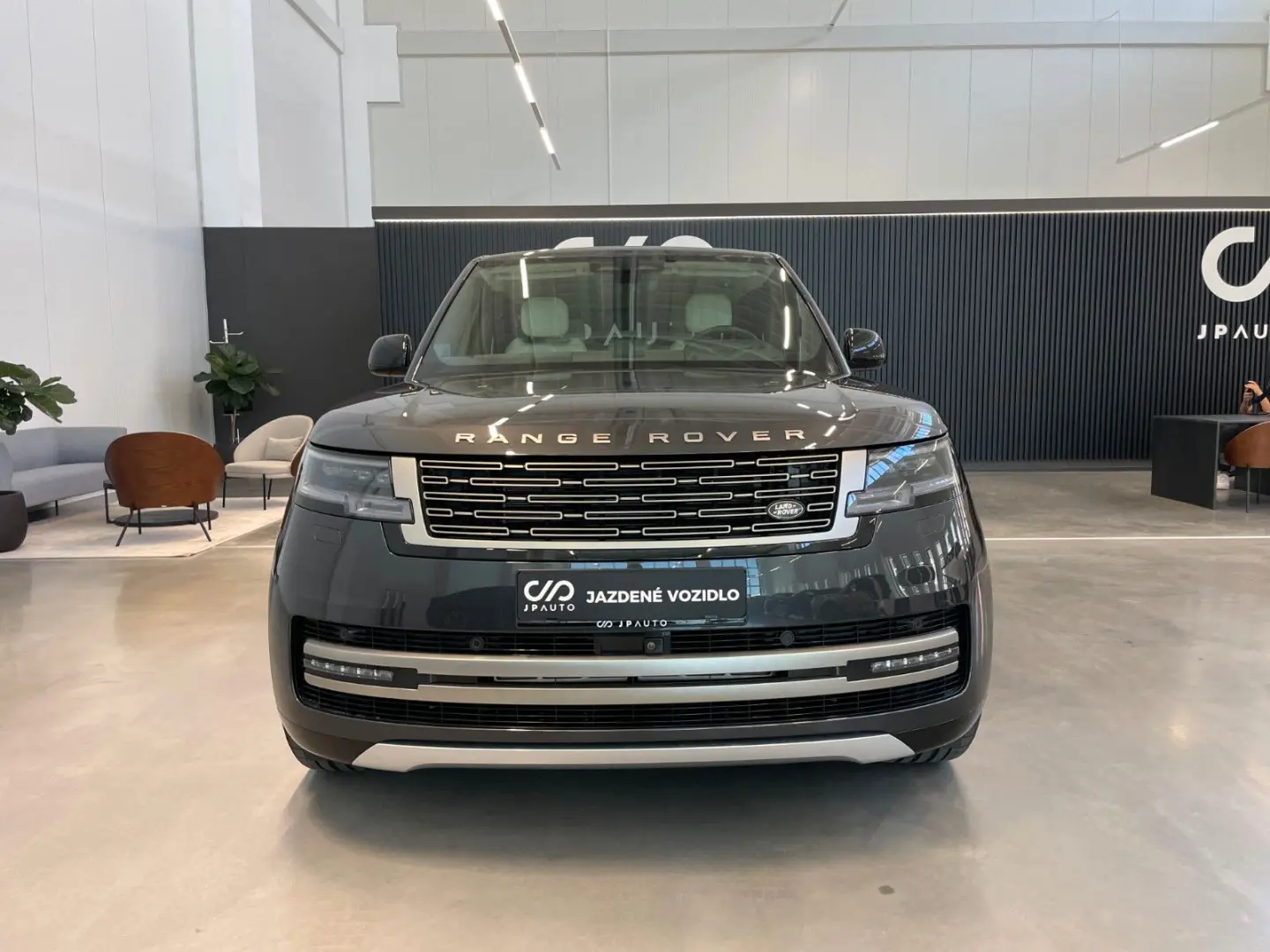 Range Rover HSE Hybrid