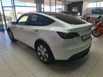 Tesla Model Y Rear drive