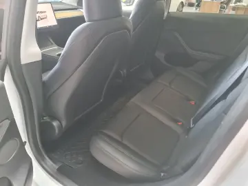 Tesla Model Y Rear drive