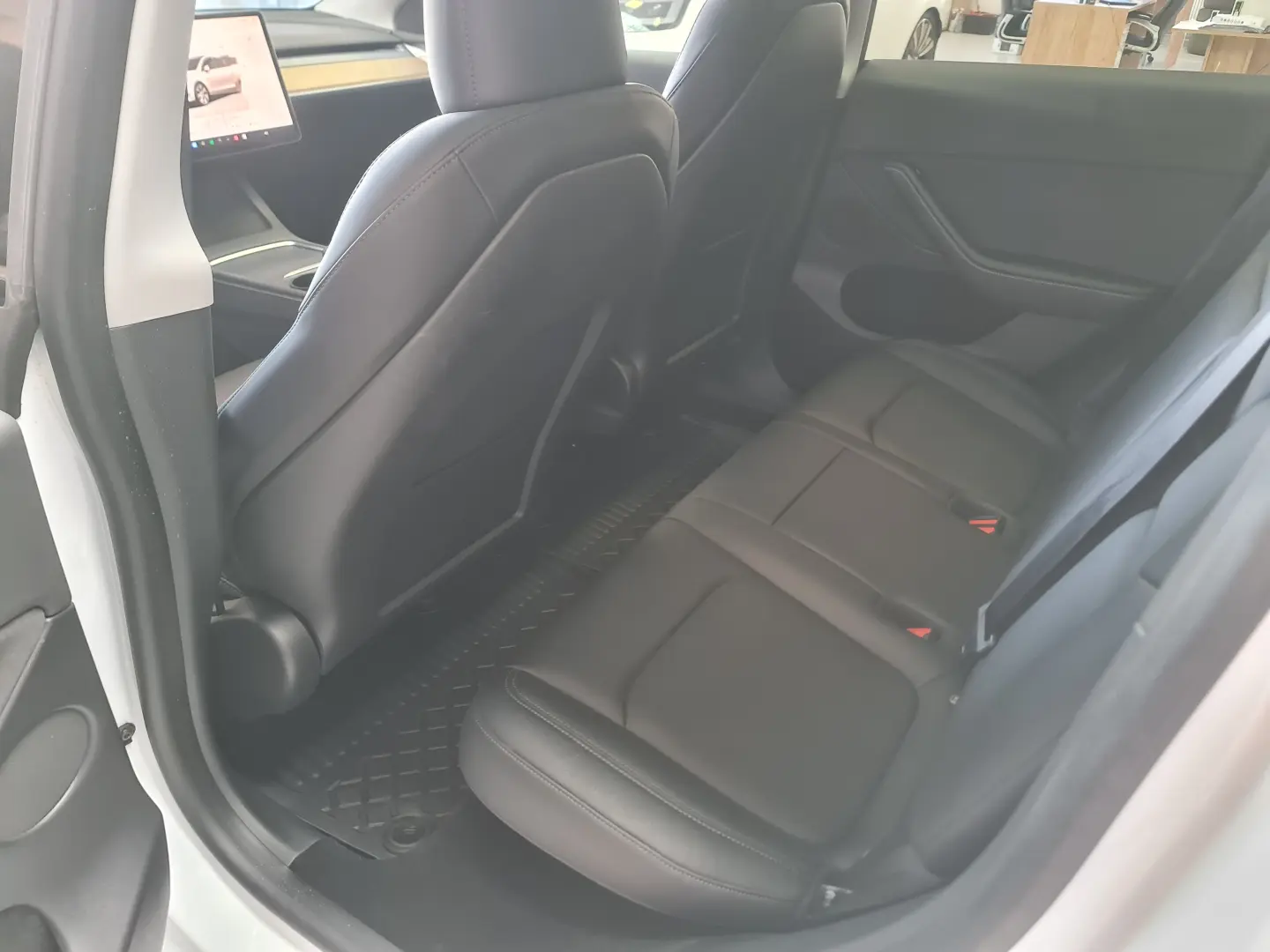 Tesla Model Y Rear drive