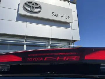 Toyota Corolla Cross Hybrid 1.8 140 CP CVT LED Navi ACC 2025