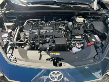 Toyota Corolla Cross Hybrid 1.8 140 CP CVT LED Navi ACC 2025