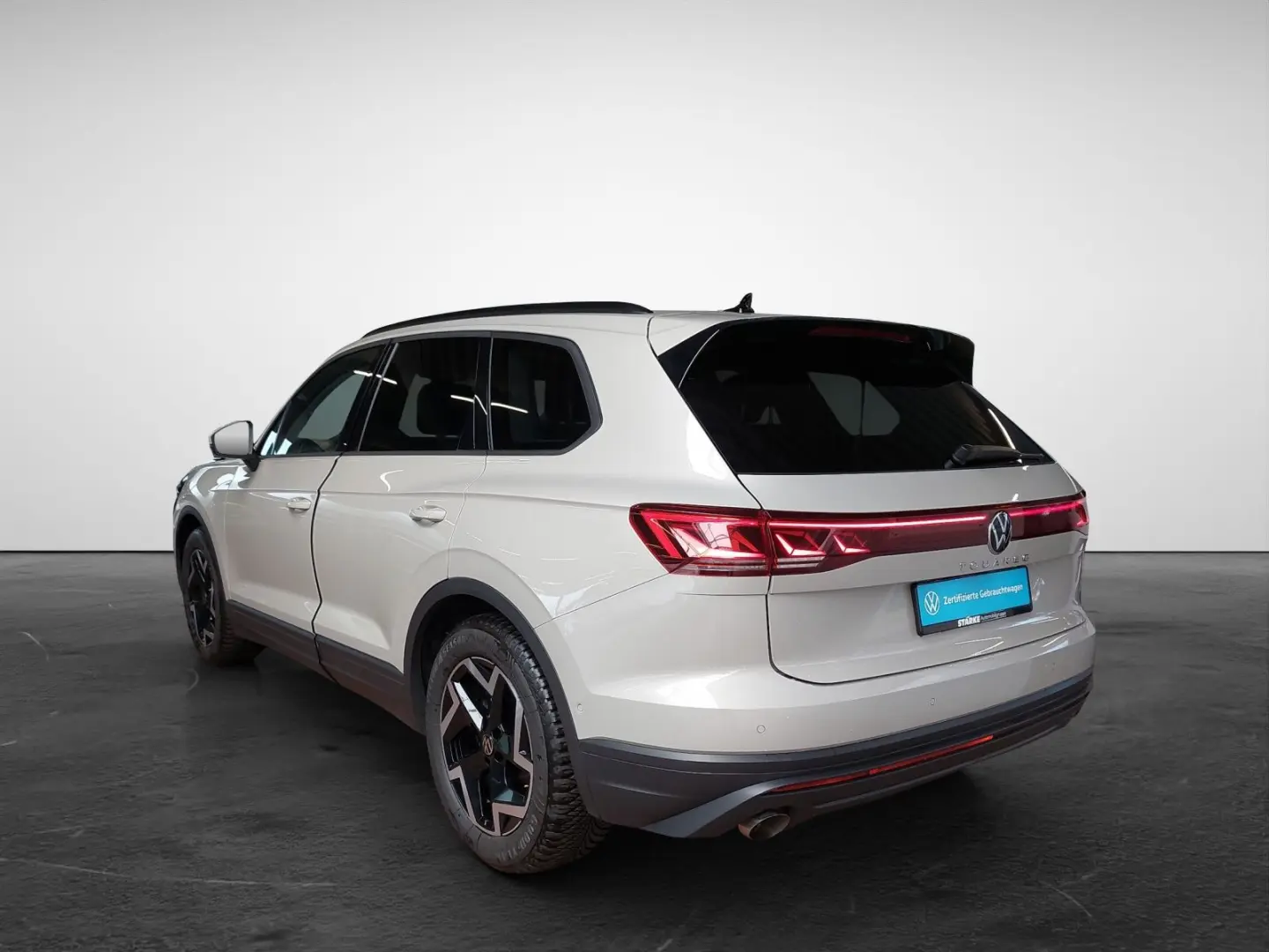 Touareg 3.0 TDI 4M  AHK Navi LED Leder Kamera PD
