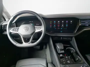 Touareg 3.0 TDI 4M  AHK Navi LED Leder Kamera PD