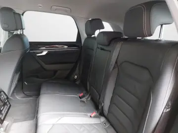 Touareg 3.0 TDI 4M  AHK Navi LED Leder Kamera PD