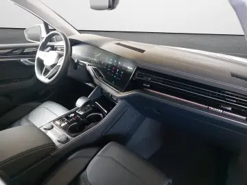 Touareg 3.0 TDI 4M  AHK Navi LED Leder Kamera PD