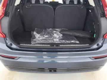 XC90 Ultra Dark Recharge Plug-In Hybrid AWD