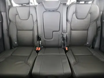 XC90 Ultra Dark Recharge Plug-In Hybrid AWD