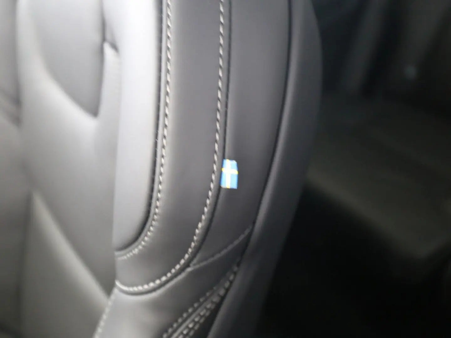 XC90 Ultra Dark Recharge Plug-In Hybrid AWD