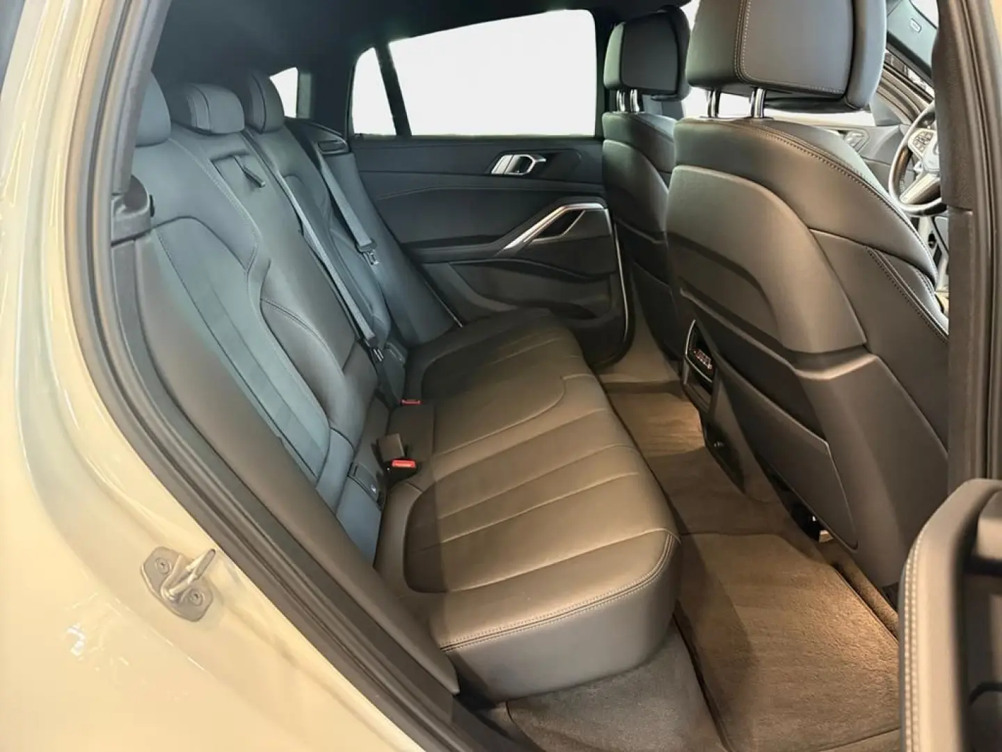 X6 xDrive40d M Sport+AHK+elek. Komfortsitze+ACC