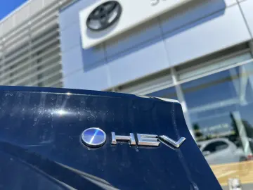 Toyota Yaris Hybrid 1.5 116 CP – 2025 – Automat CVT