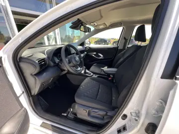 Toyota Yaris Hybrid 1.5 116 CP – 2025 – Automat CVT