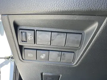 Toyota Yaris Hybrid 1.5 116 CP – 2025 – Automat CVT