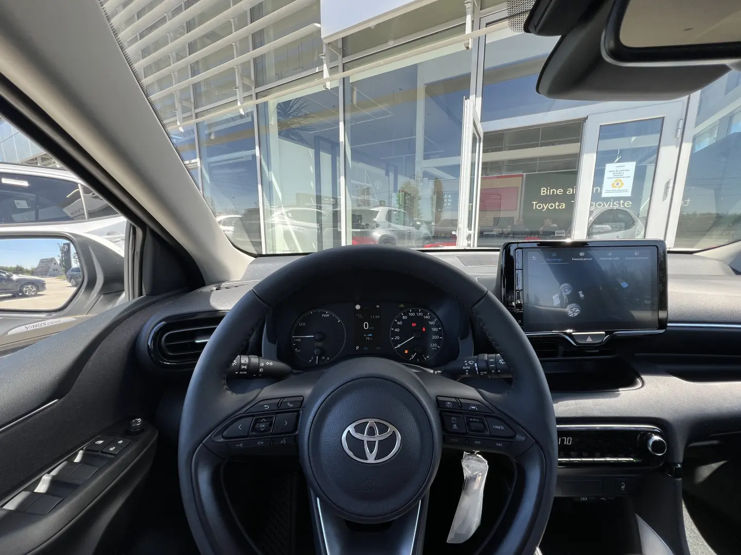 Toyota Yaris Hybrid 1.5 116 CP – 2025 – Automat CVT