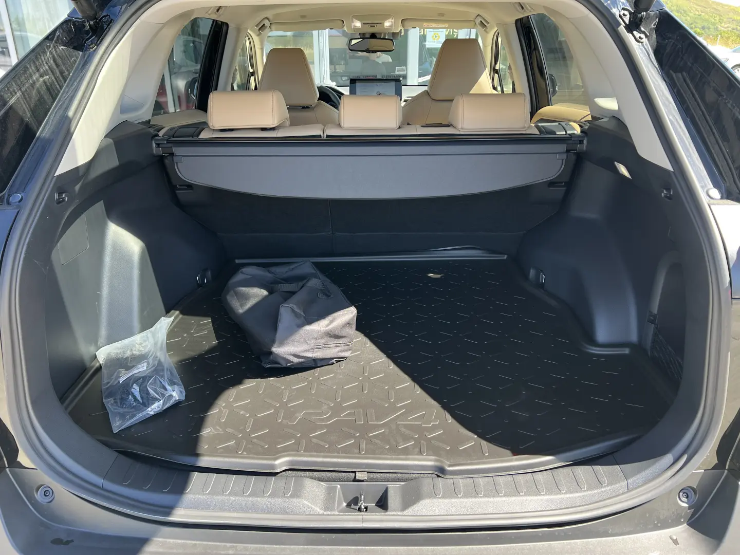 Toyota RAV4 2.5 Hybrid 222 CP E-CVT