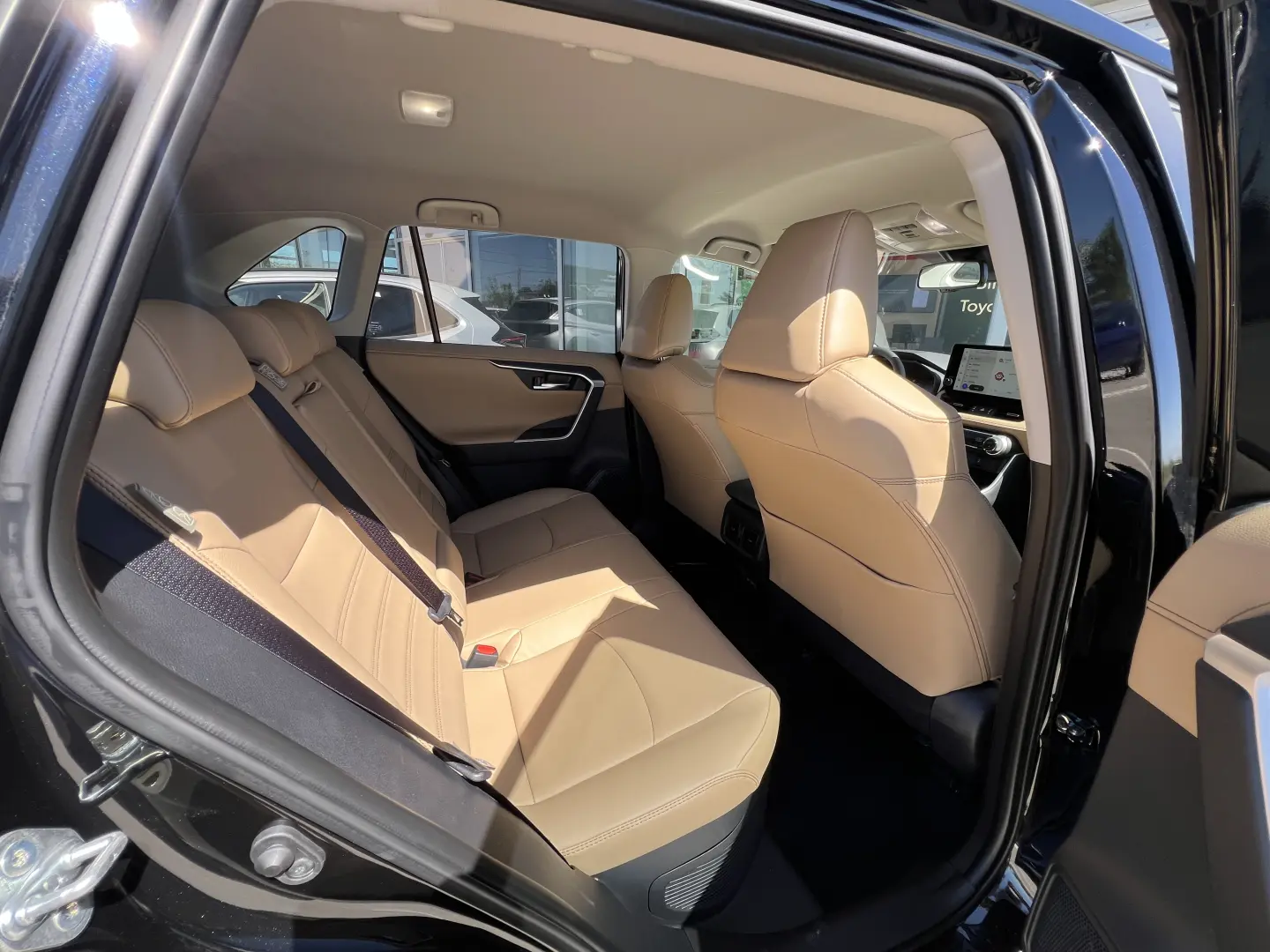 Toyota RAV4 2.5 Hybrid 222 CP E-CVT