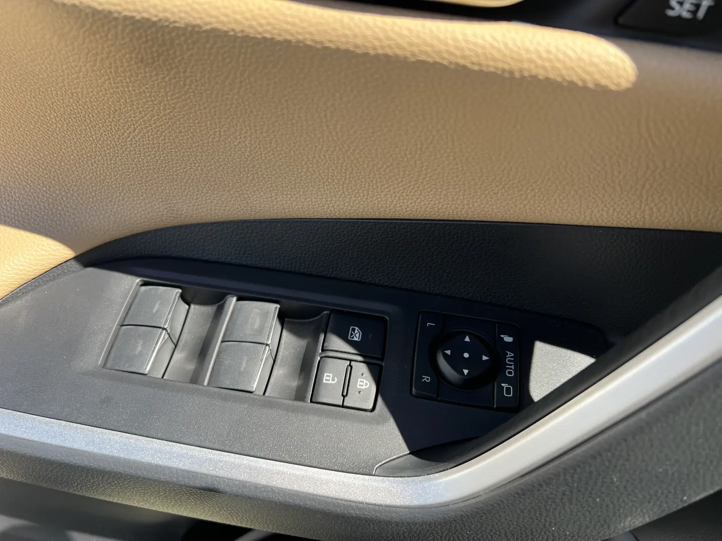 Toyota RAV4 2.5 Hybrid 222 CP E-CVT