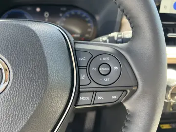 Toyota RAV4 2.5 Hybrid 222 CP E-CVT
