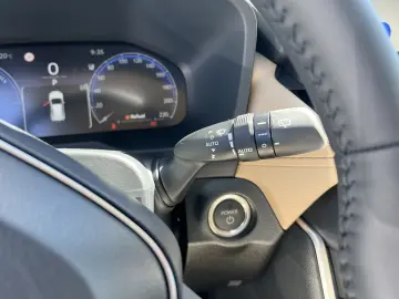 Toyota RAV4 2.5 Hybrid 222 CP E-CVT