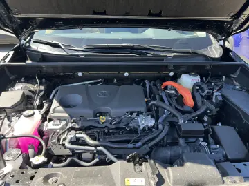 Toyota RAV4 2.5 Hybrid 222 CP E-CVT