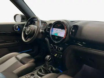 Cooper SE Countryman All4 Aut. Classic Trim LED